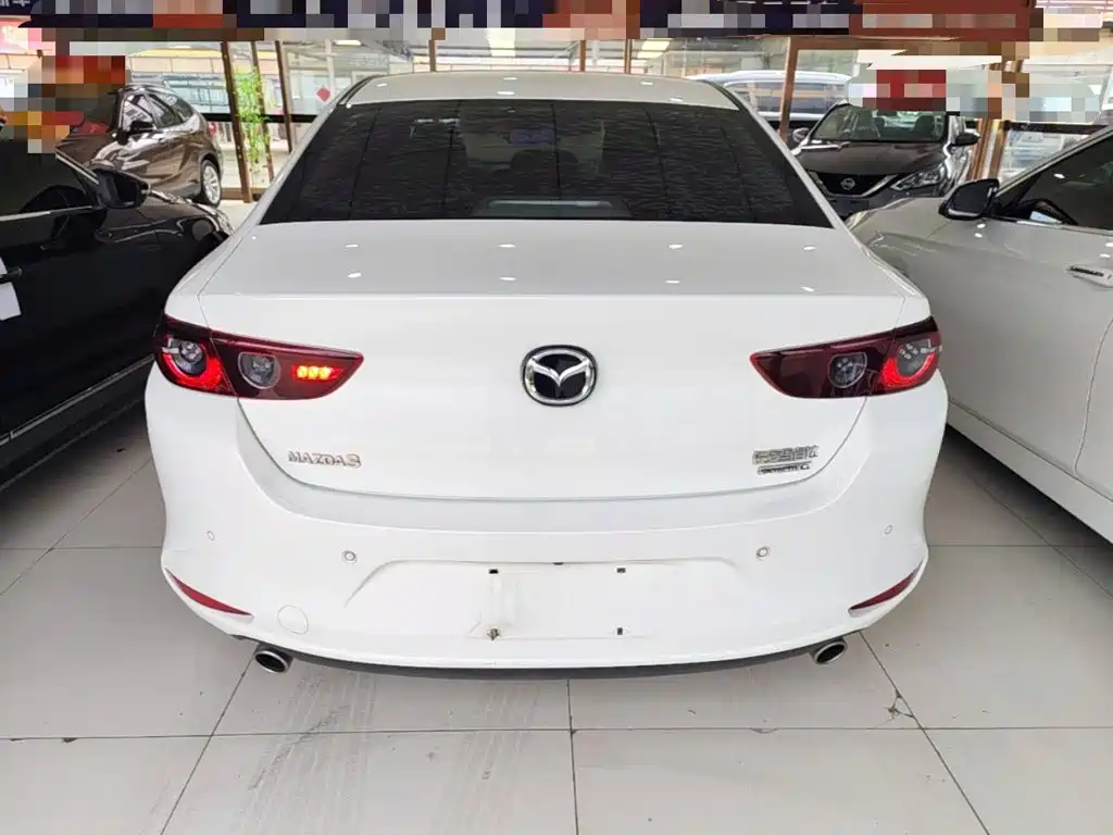 Mazda 3 Axela — миниатюра 6