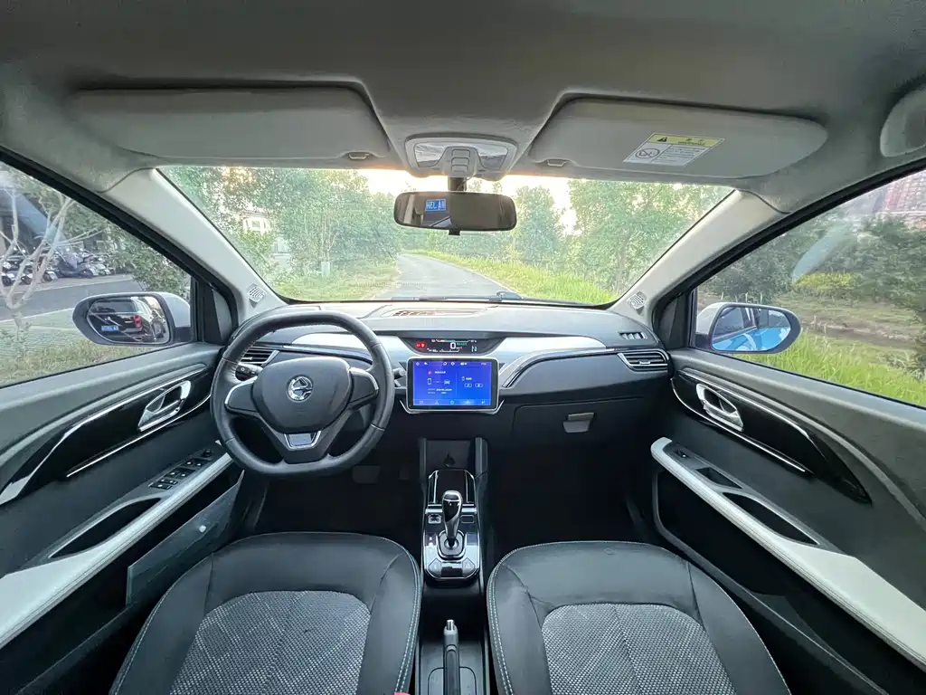 JMEV EV3 — миниатюра 9