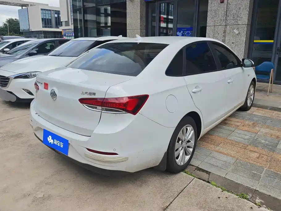 Buick Excelle — миниатюра 3
