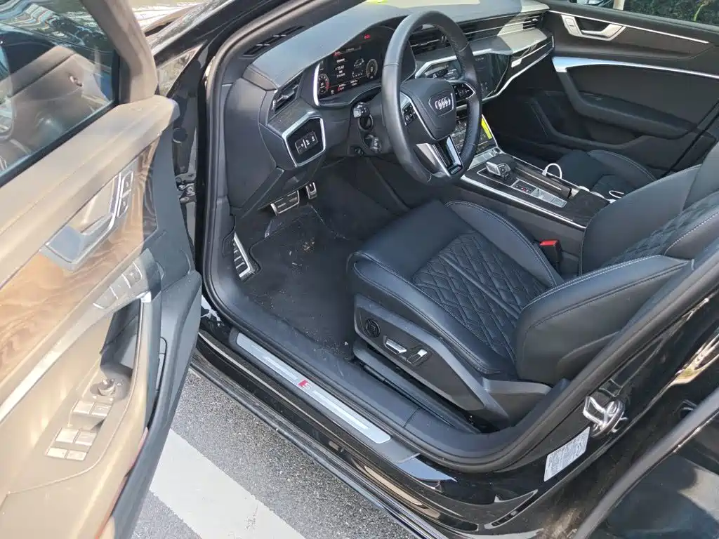Audi A6L — миниатюра 12