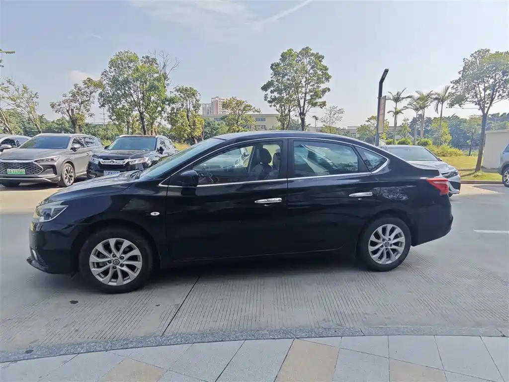 Nissan Sylphy — миниатюра 3