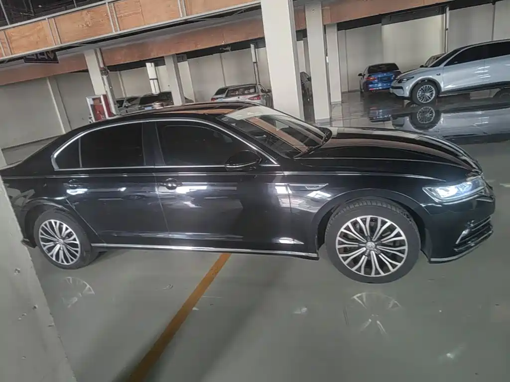 Volkswagen Phideon — миниатюра 26
