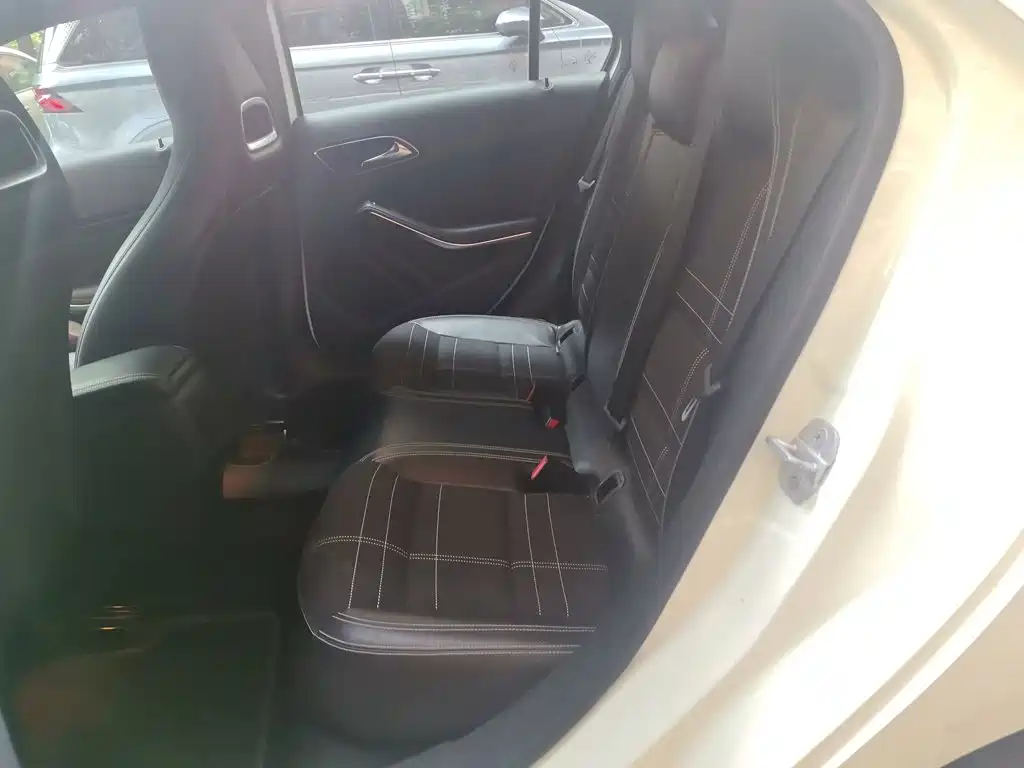 Mercedes-Benz A-Class (Import) — миниатюра 15