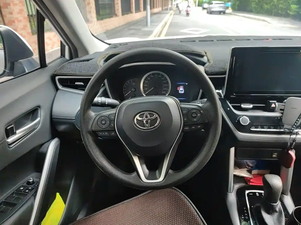 Toyota Frontlander — миниатюра 3