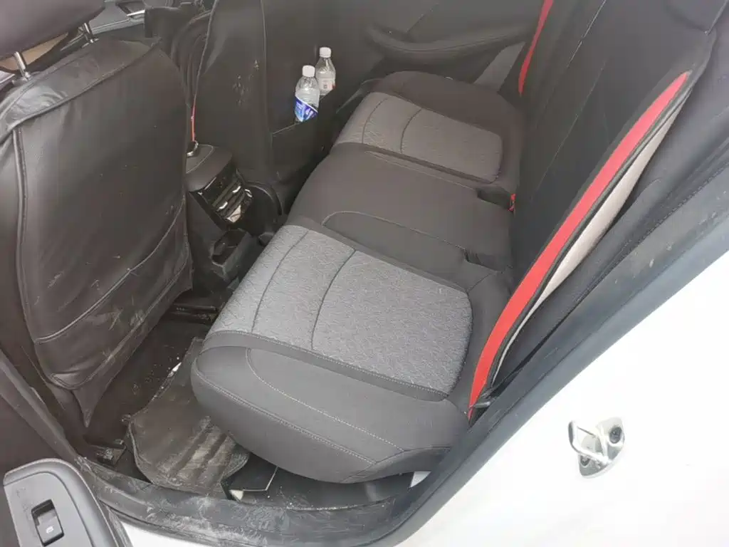 Roewe i5 — миниатюра 17