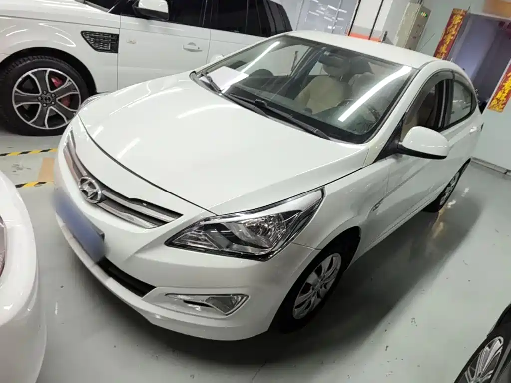 Hyundai Verna — миниатюра 2