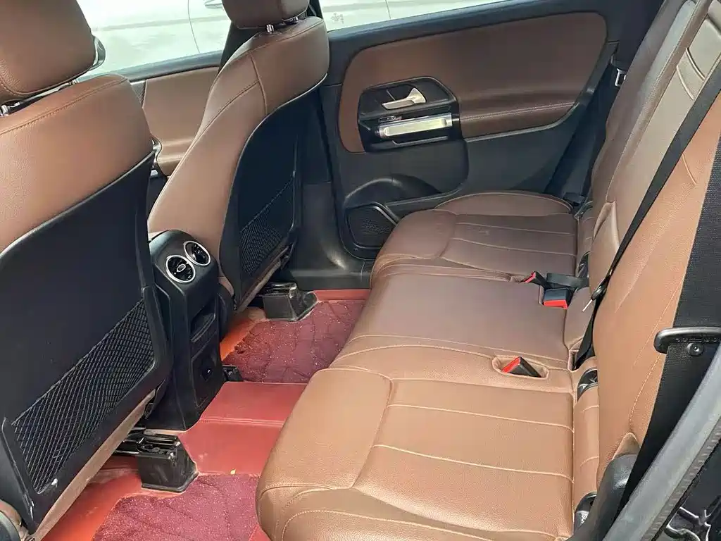 Mercedes-Benz GLB — миниатюра 4