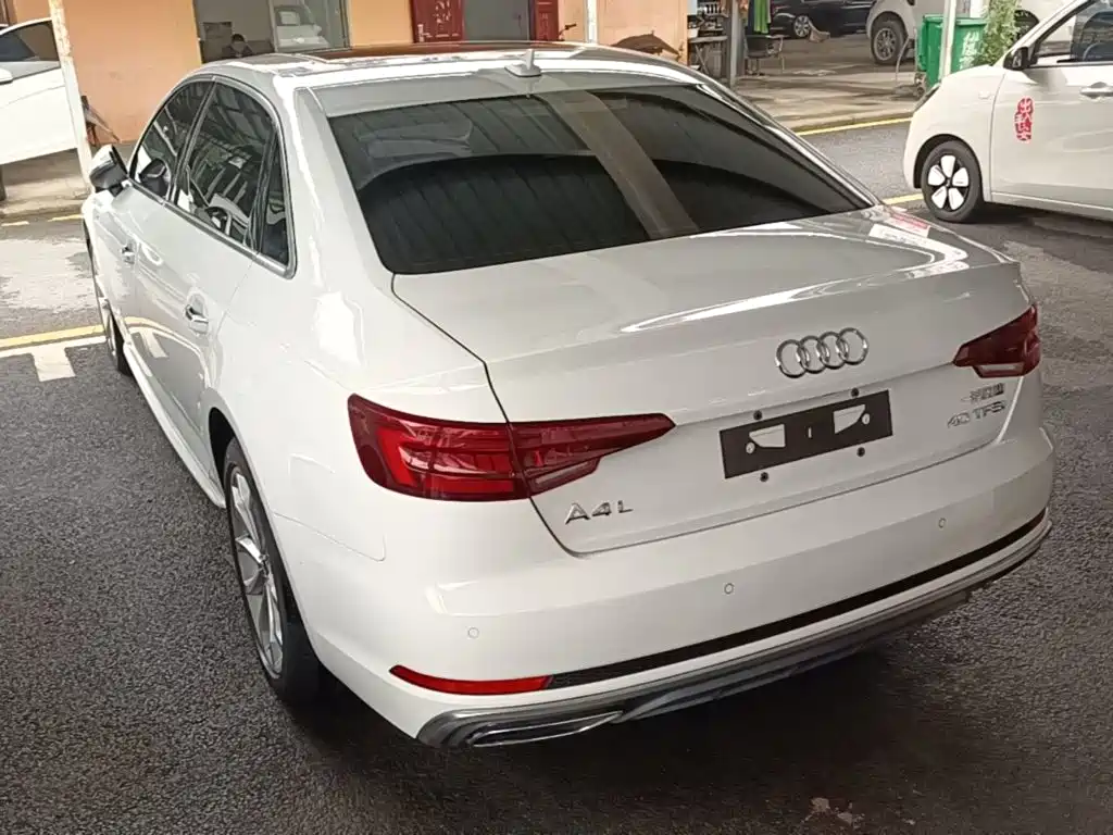 Audi A4L — миниатюра 5