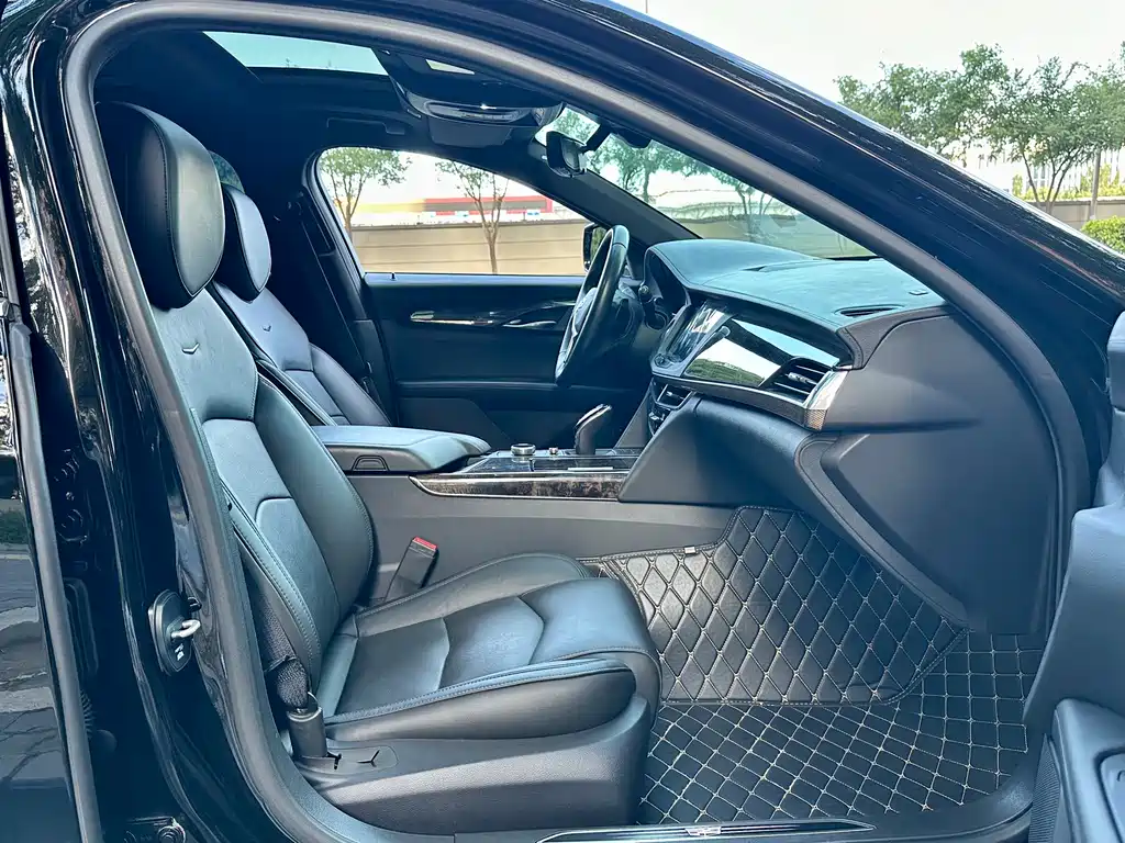 Cadillac CT6 — миниатюра 15