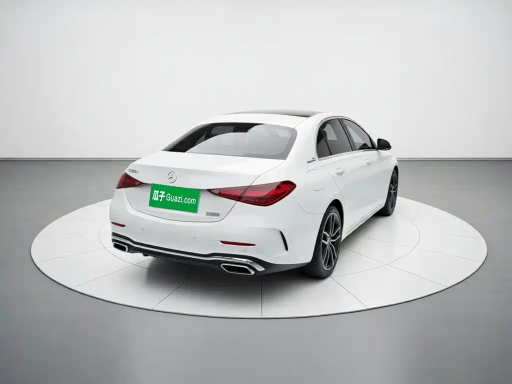 Mercedes-Benz C-Class — миниатюра 4