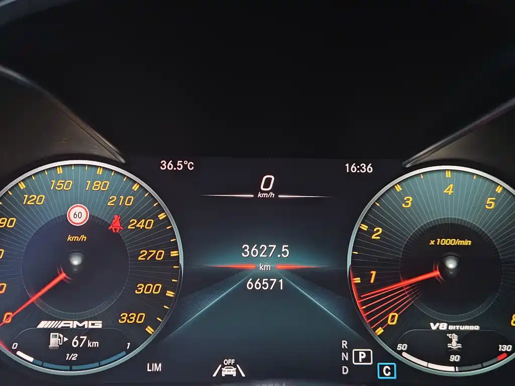 Mercedes-Benz C-Class AMG — миниатюра 11