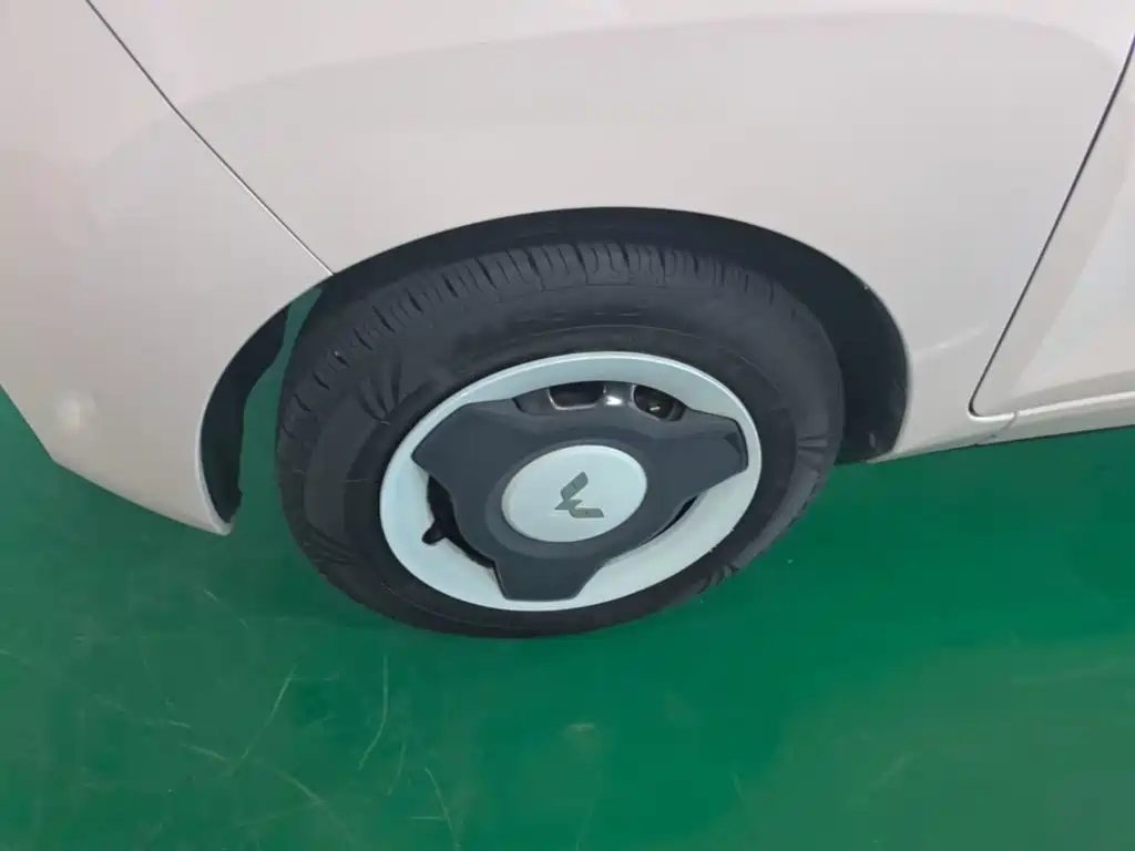 Wuling MINIEV — миниатюра 23