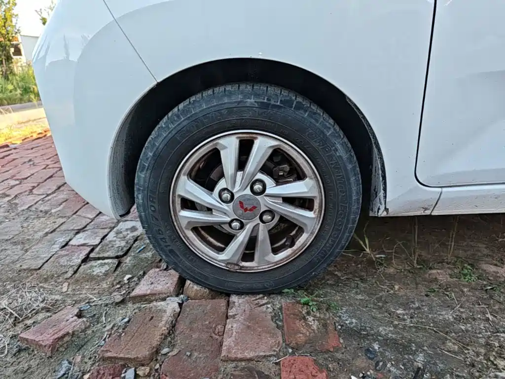Wuling MINIEV — миниатюра 23