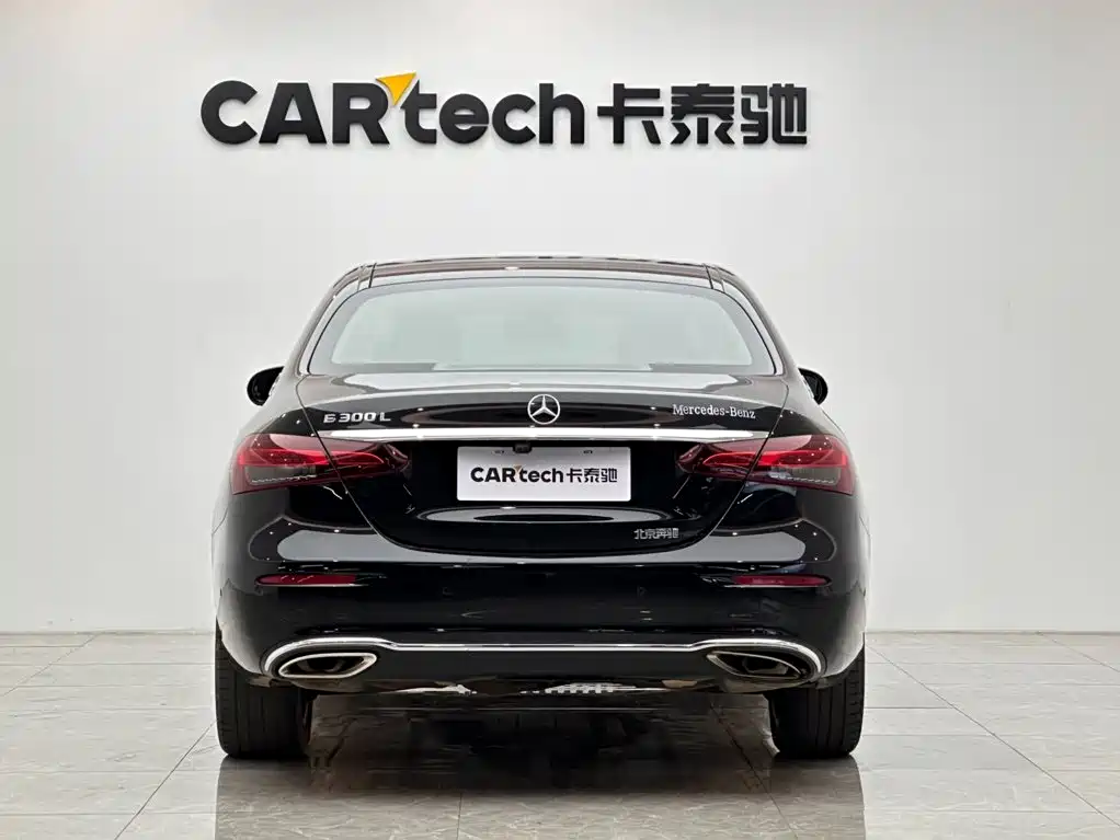 Mercedes-Benz E-Class — миниатюра 4