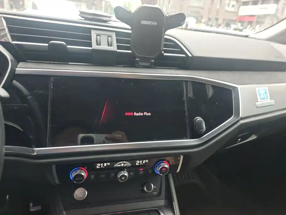 Audi Q3 Sportback — миниатюра 13