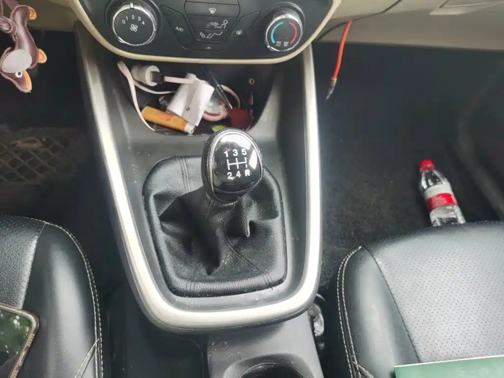 Ford Escort — миниатюра 10