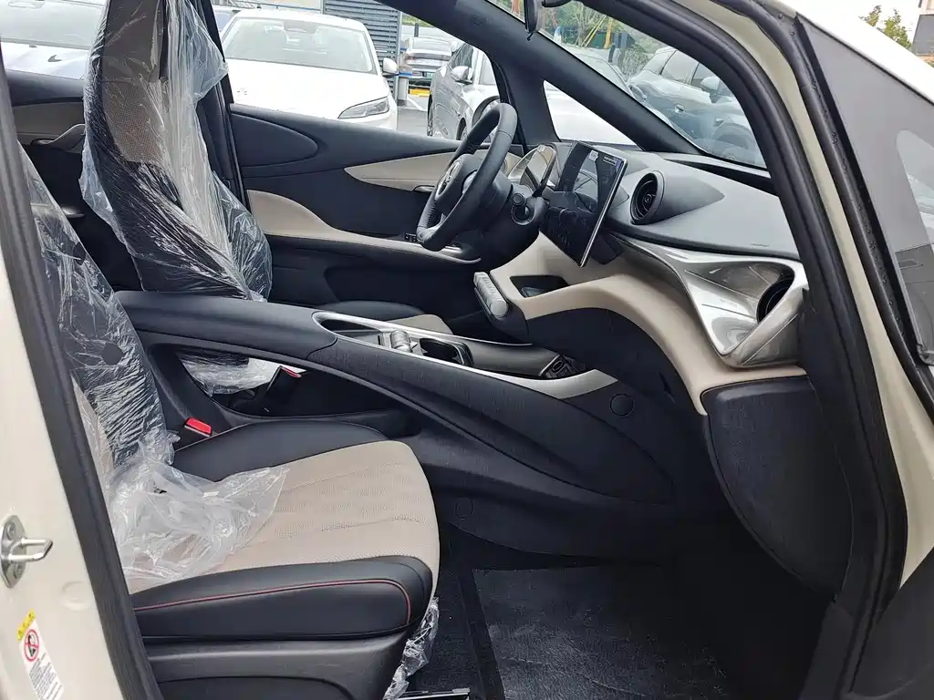 BYD Dolphin — миниатюра 21