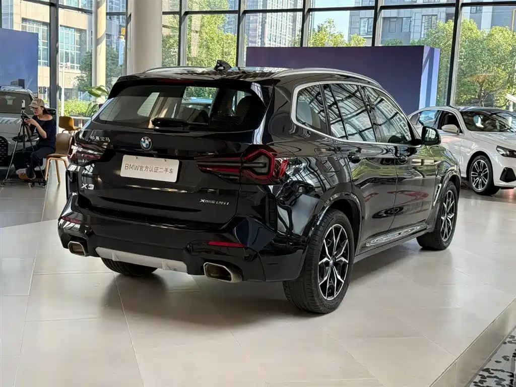 BMW X3 — миниатюра 7
