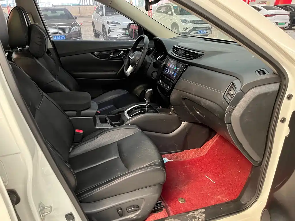 Nissan X-Trail — миниатюра 7