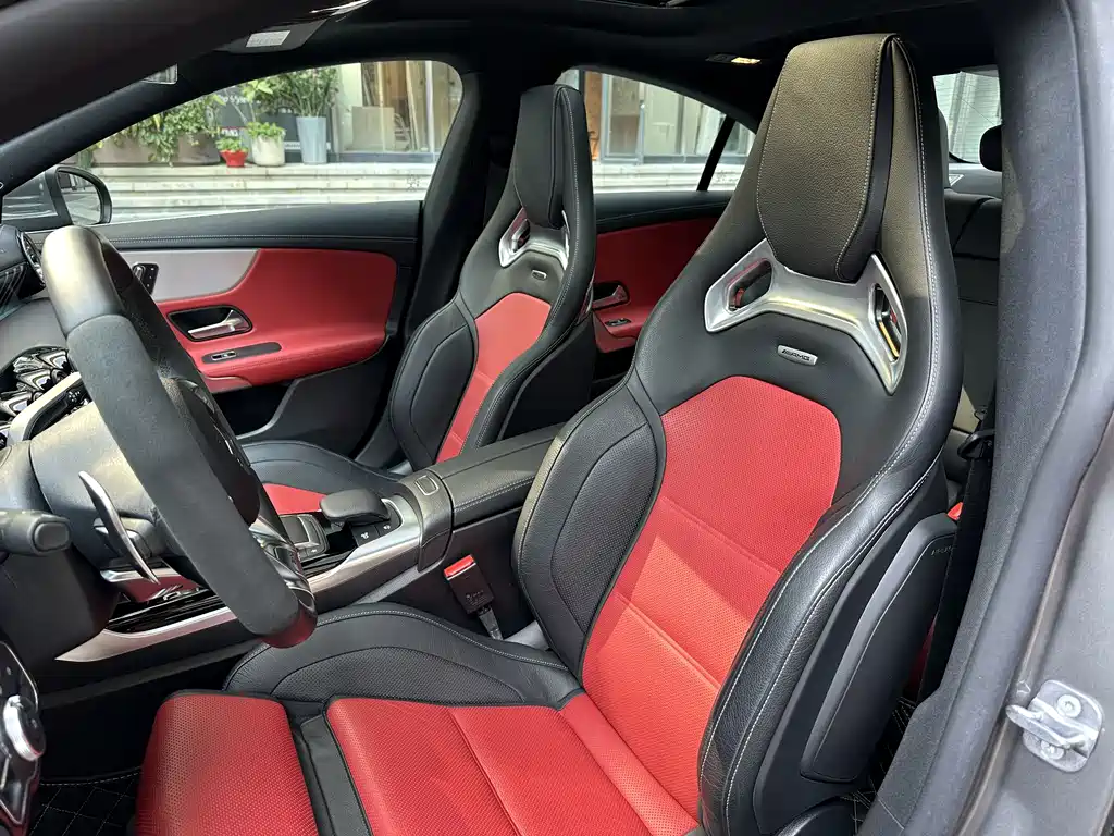 MERCEDES-BENZ CLA AMG