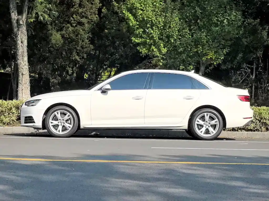 Audi A4L — миниатюра 3