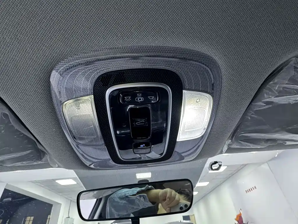 Hyundai Elantra — миниатюра 22