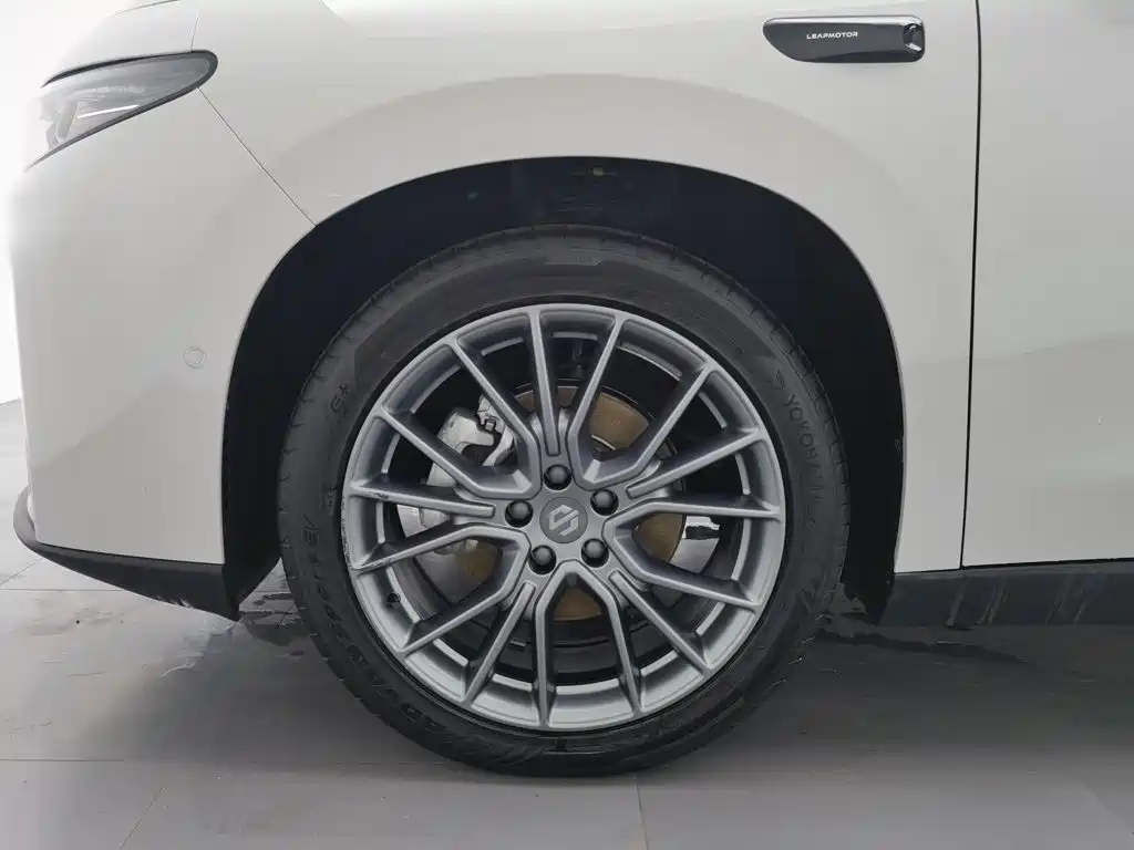 Leapmotor Leapmotor C10 — миниатюра 17