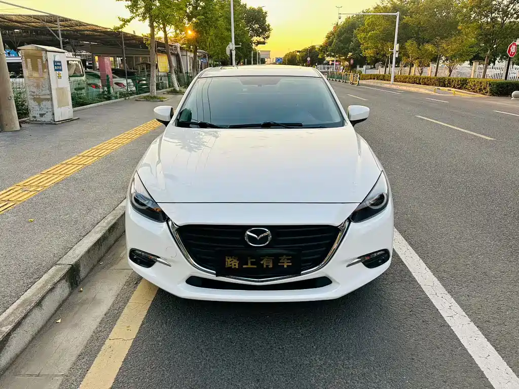 Mazda 3 Axela — миниатюра 2