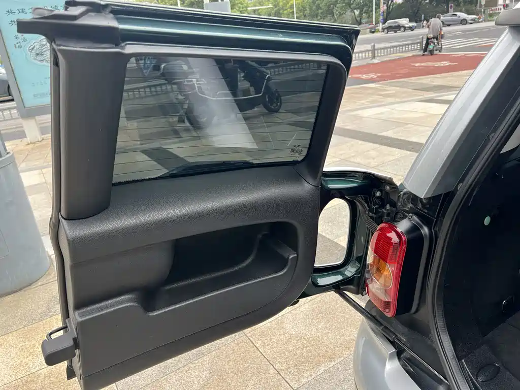 MINI Mini Clubman — миниатюра 28