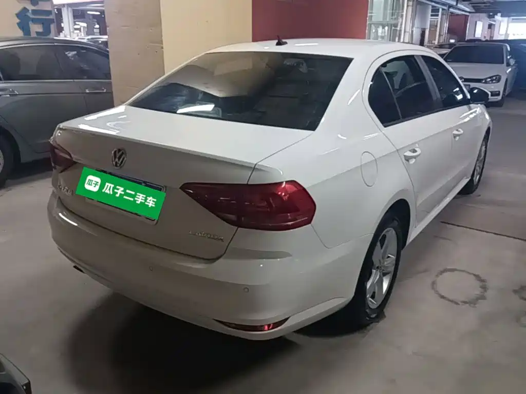 Volkswagen Lavida — миниатюра 7