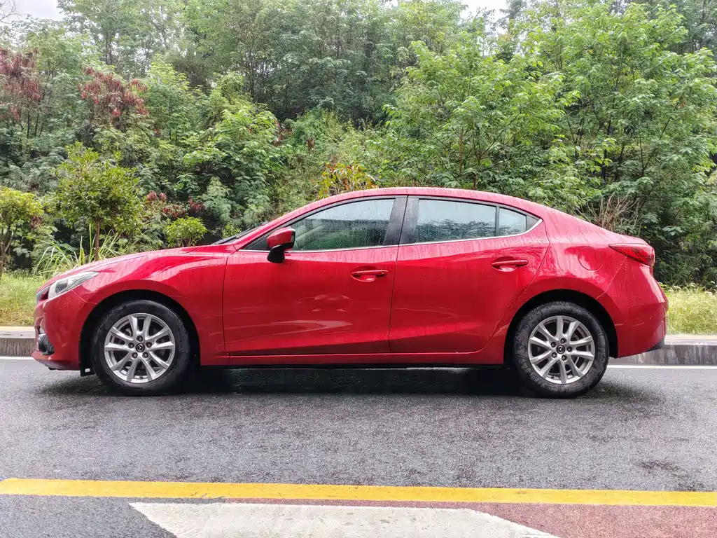 Mazda 3 Axela — миниатюра 3