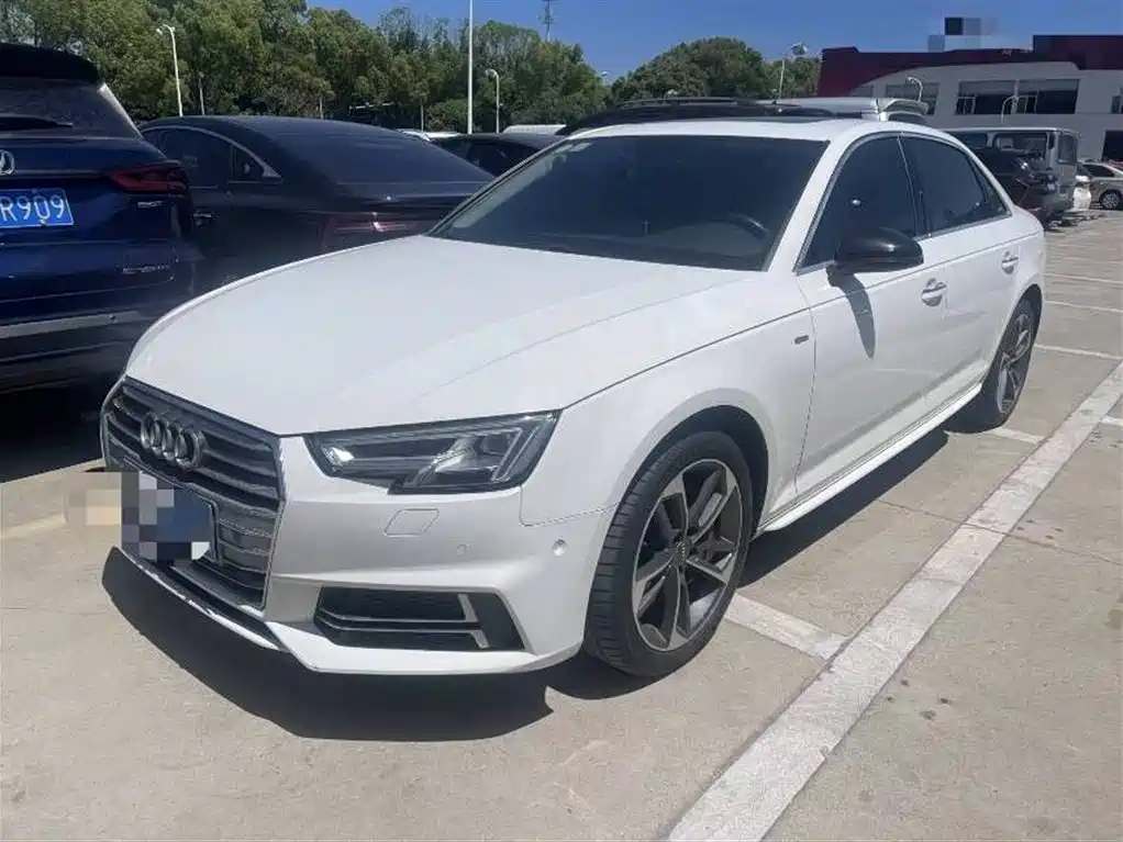 Audi A4L 2018