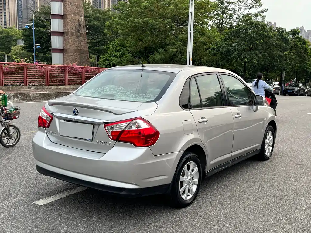 Venucia D50 — миниатюра 4