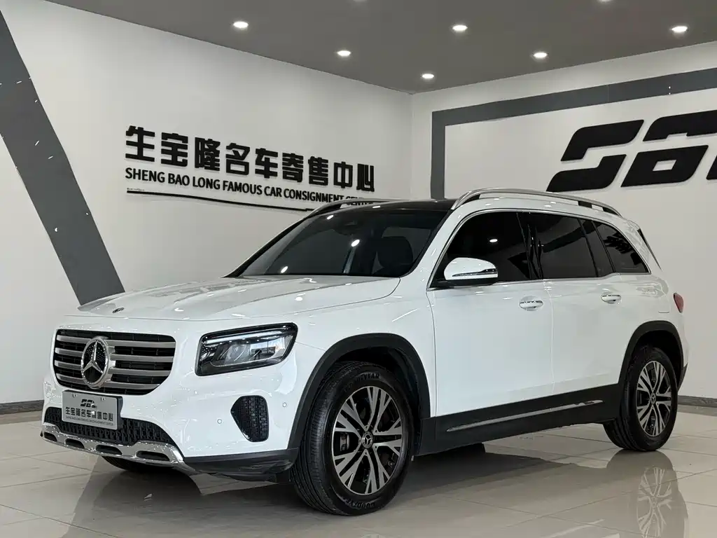 MERCEDES-BENZ  GLB