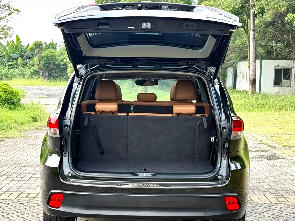 Toyota Highlander — миниатюра 23