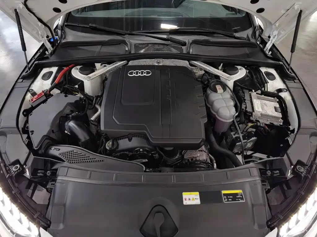 Audi A4L — миниатюра 6