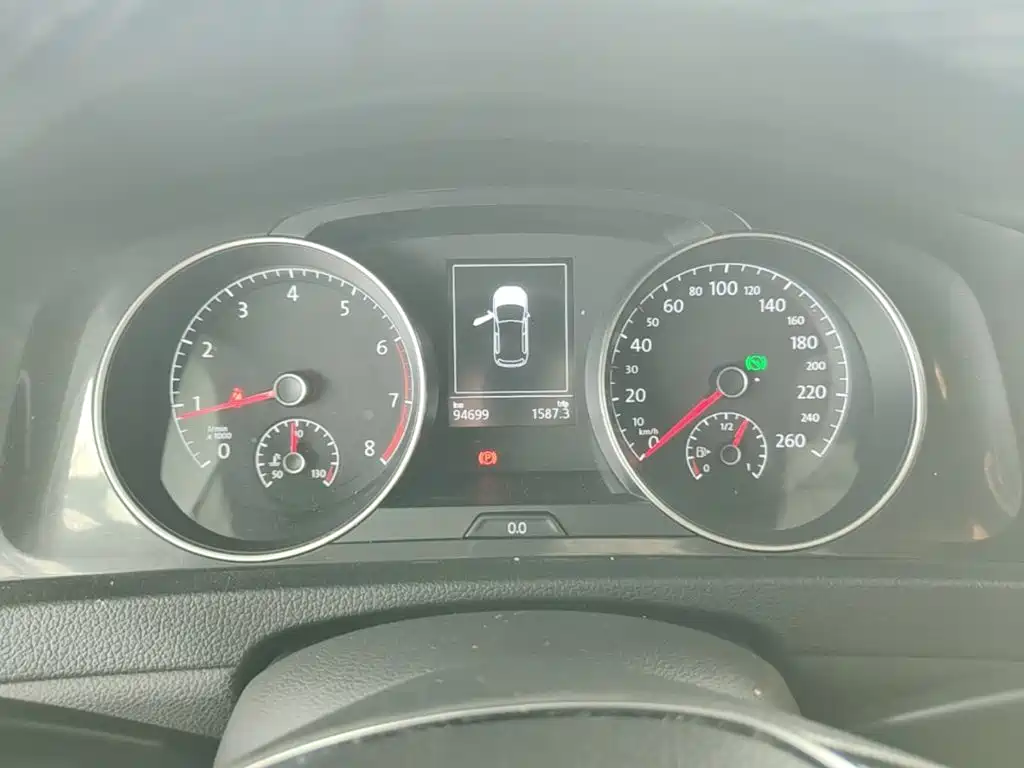 Volkswagen Golf — миниатюра 12