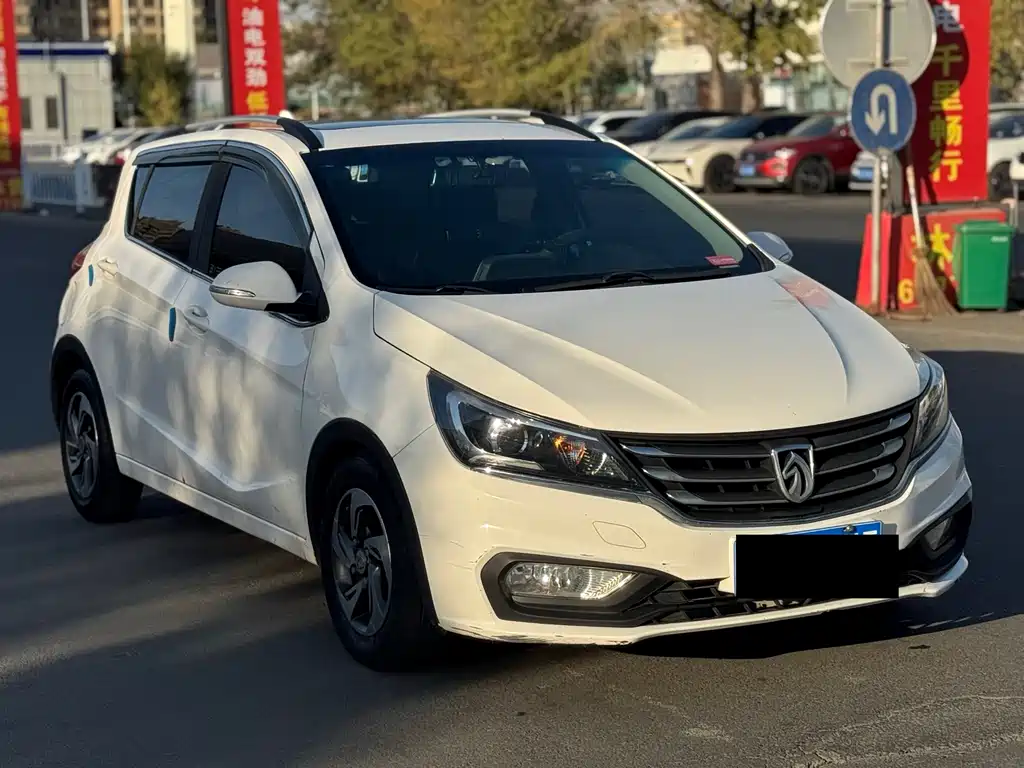 Baojun 310 — миниатюра 3