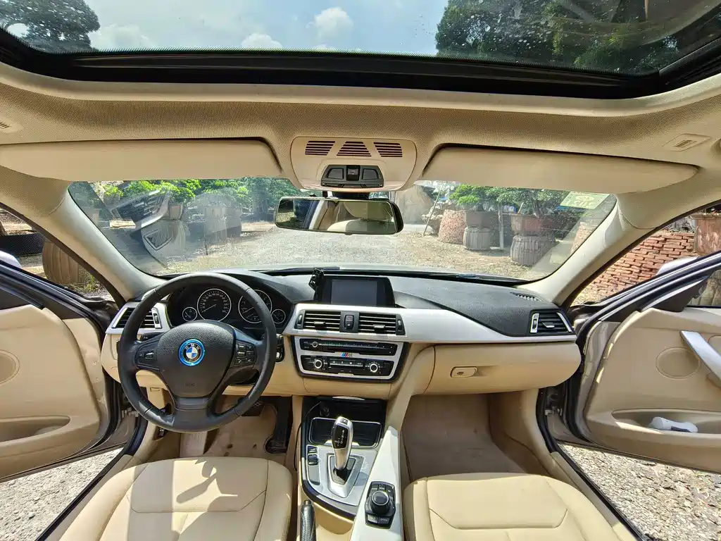 BMW 3 Series — миниатюра 6