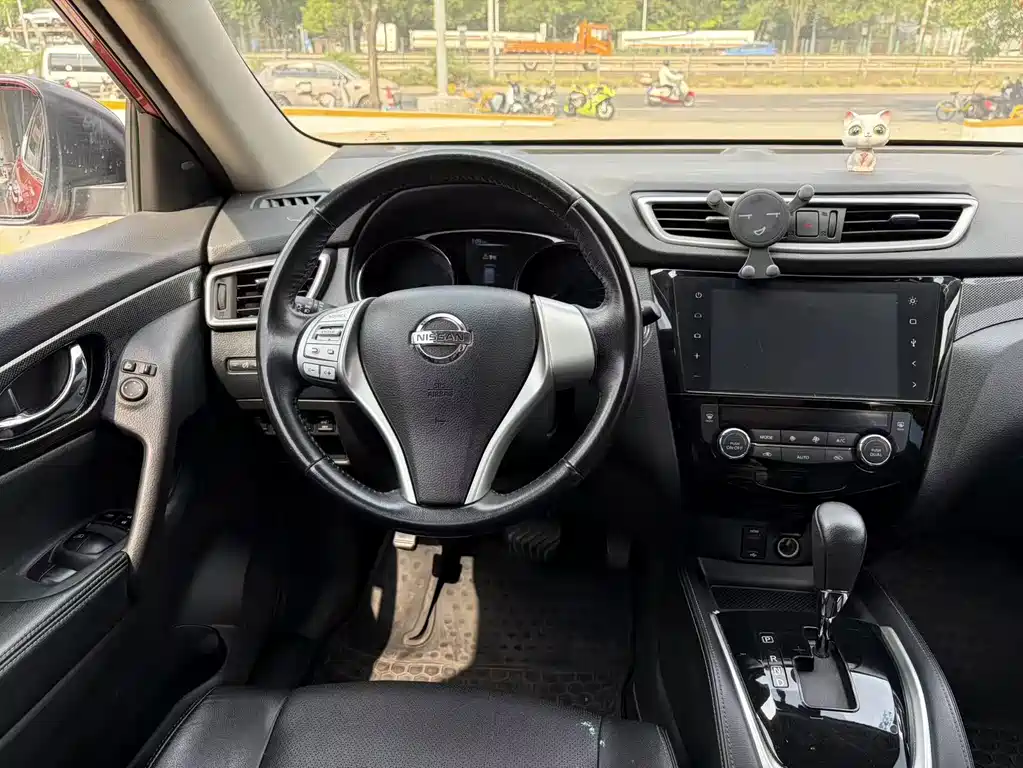 Nissan X-Trail — миниатюра 14