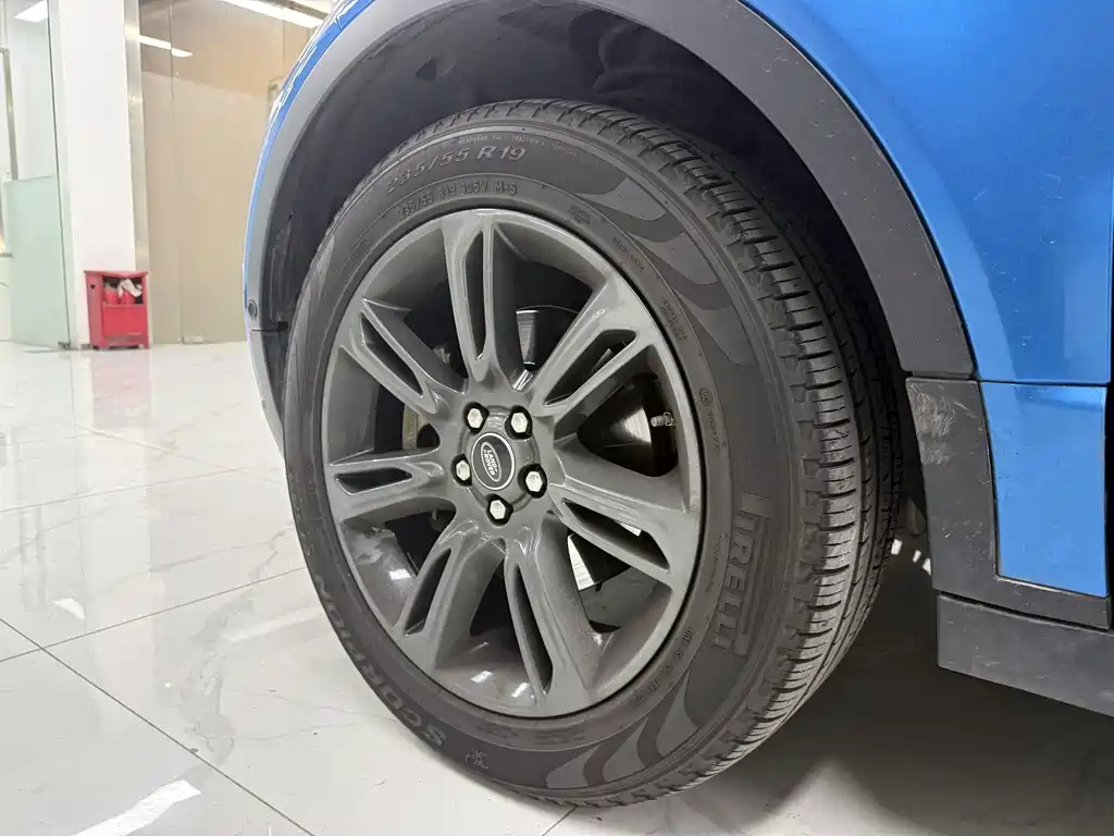 Land Rover Evoque — миниатюра 6