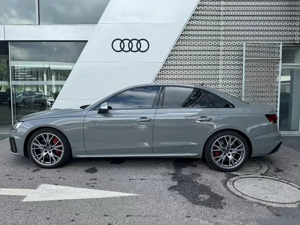Audi S4 — миниатюра 3