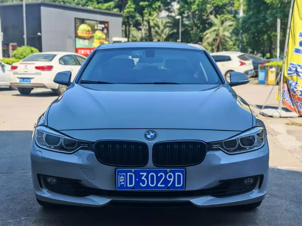 BMW 3 Series — миниатюра 3