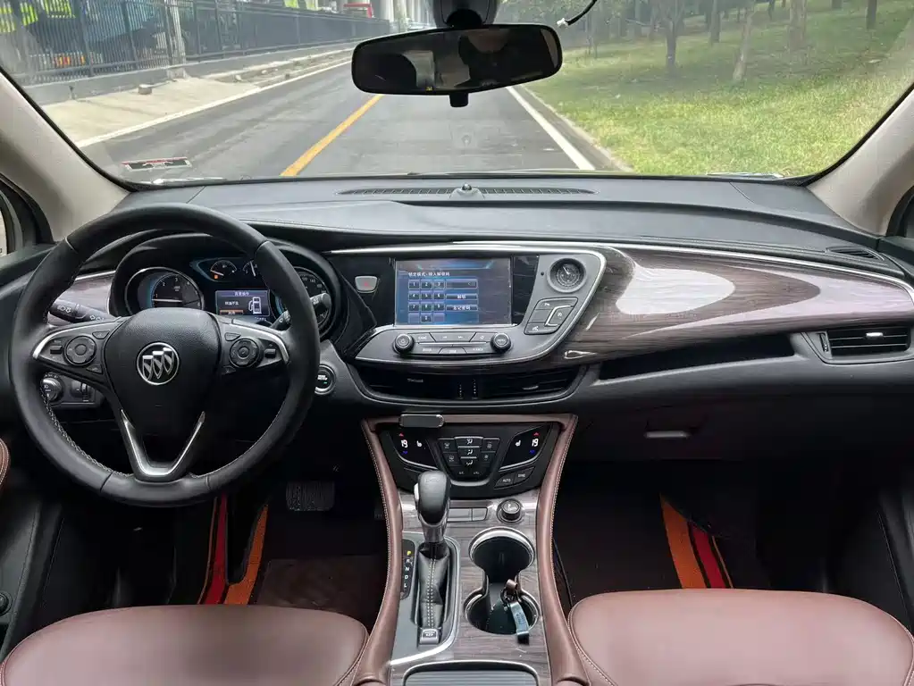 Buick Envision Plus — миниатюра 8