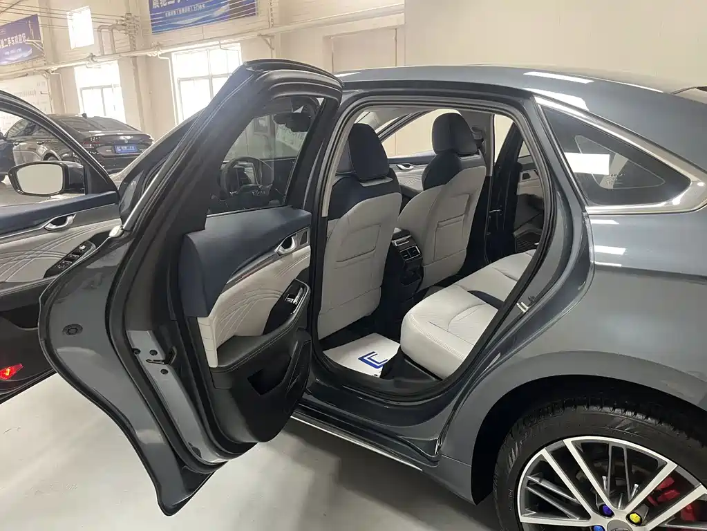 Geely Xingrui — миниатюра 15
