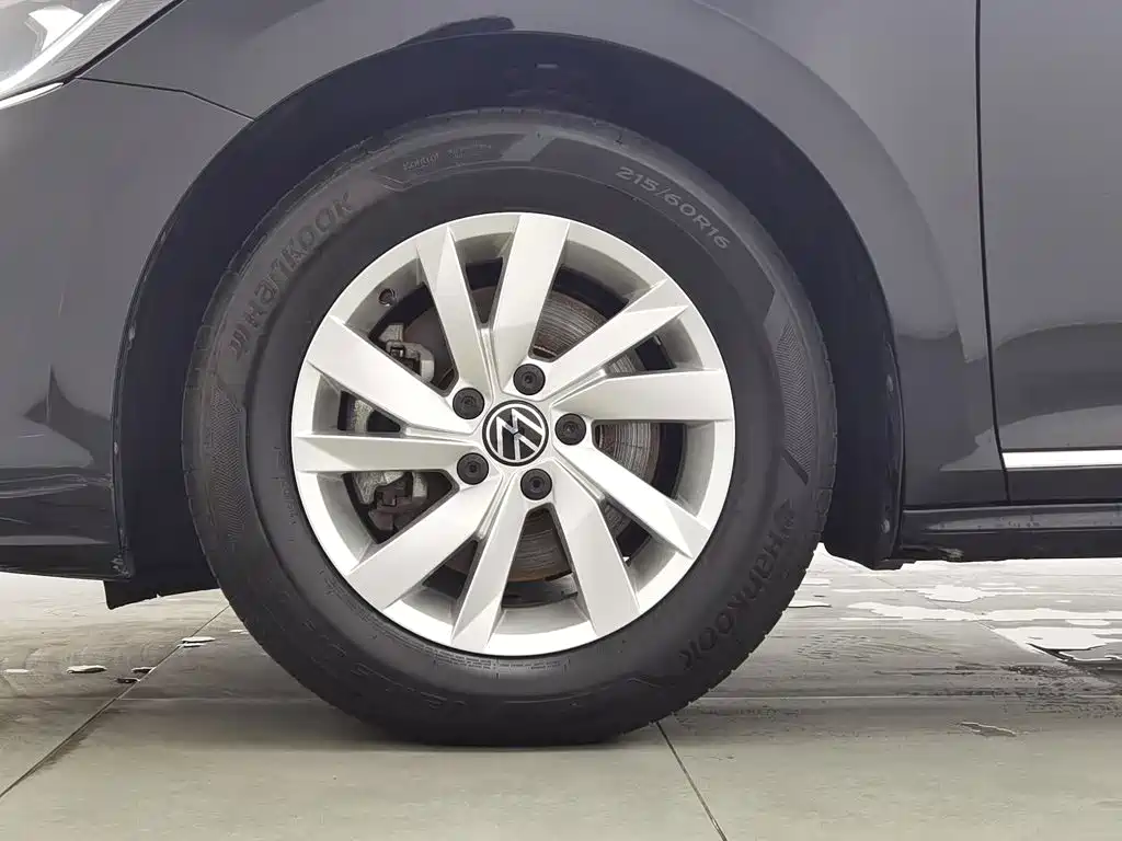 Volkswagen Passat — миниатюра 17