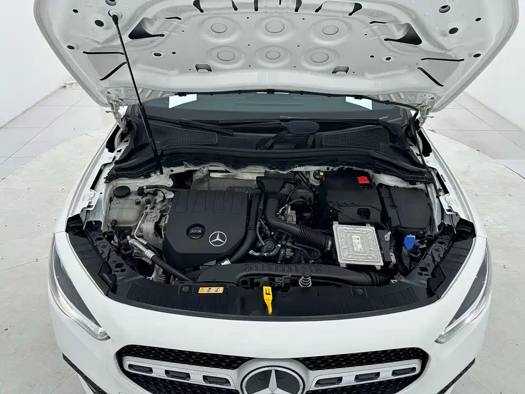 Mercedes-Benz GLA — миниатюра 17