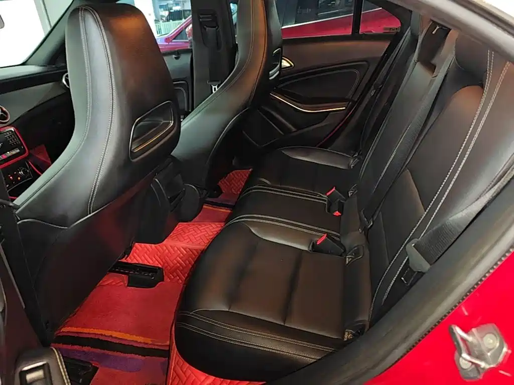 Mercedes-Benz CLA (Import) — миниатюра 17