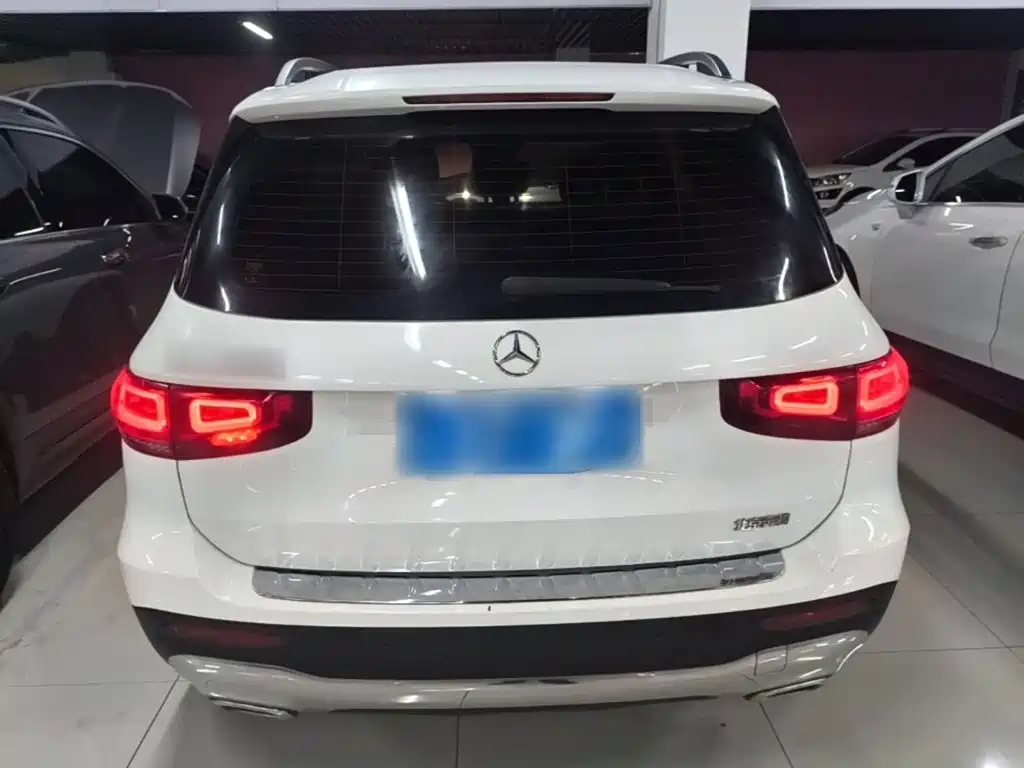 Mercedes-Benz GLB — миниатюра 6