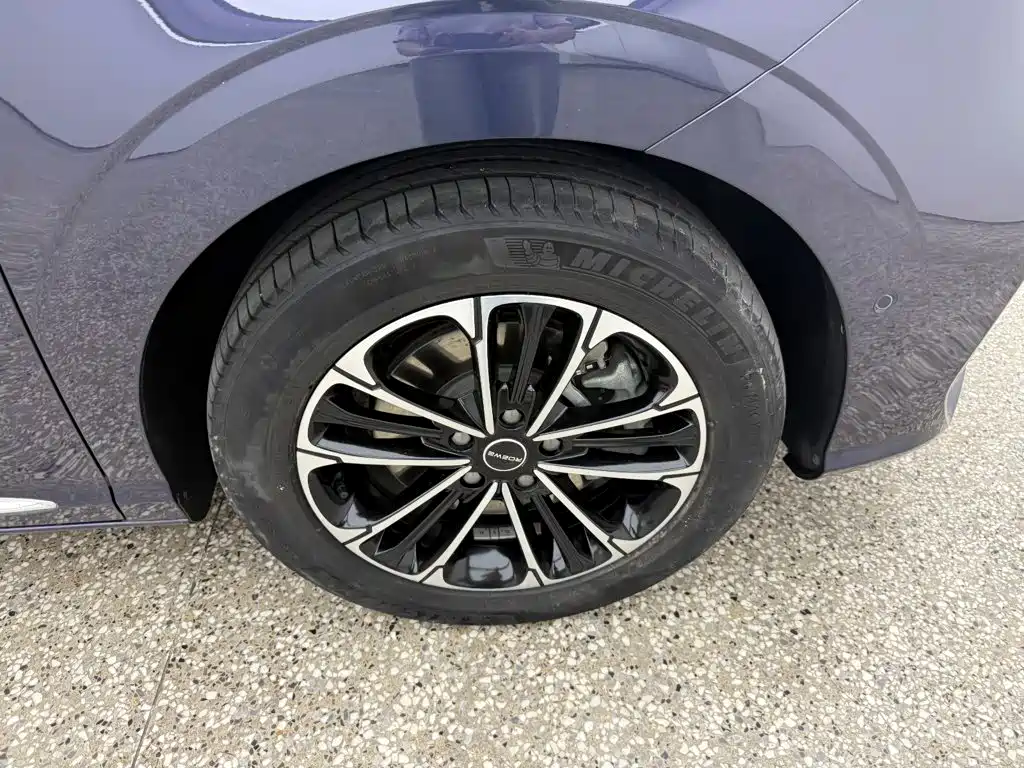 Roewe iMAX8 — миниатюра 14